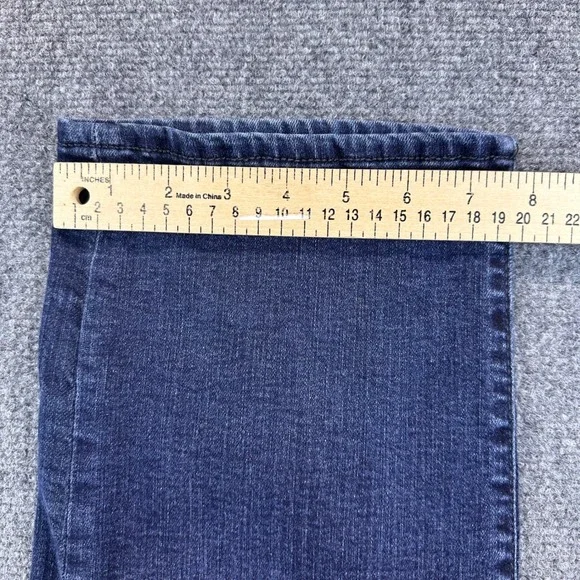 Lee Extreme Motion Men's 42x32 Dark Wash Athletic Fit Tapered Leg Jeans Stretch - Picture 14 of 15